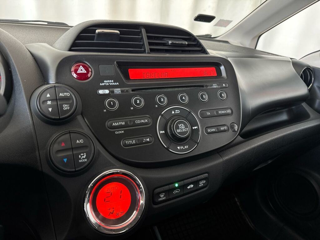 Honda Jazz 2013 Musta