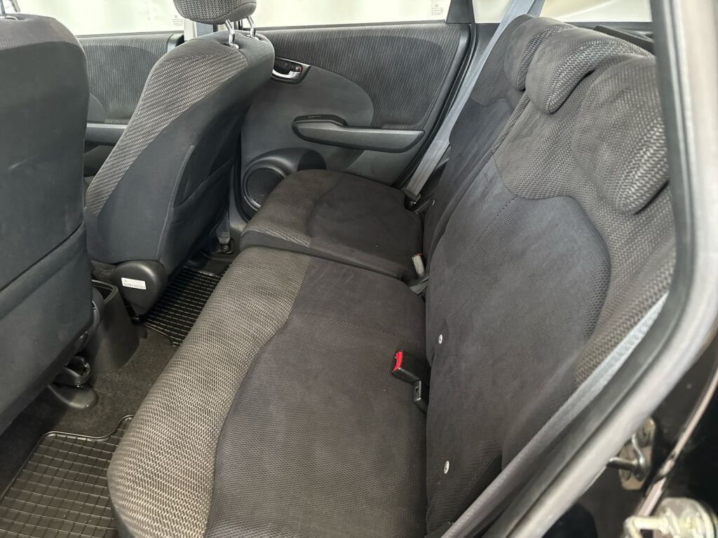 Honda Jazz 2013 Musta