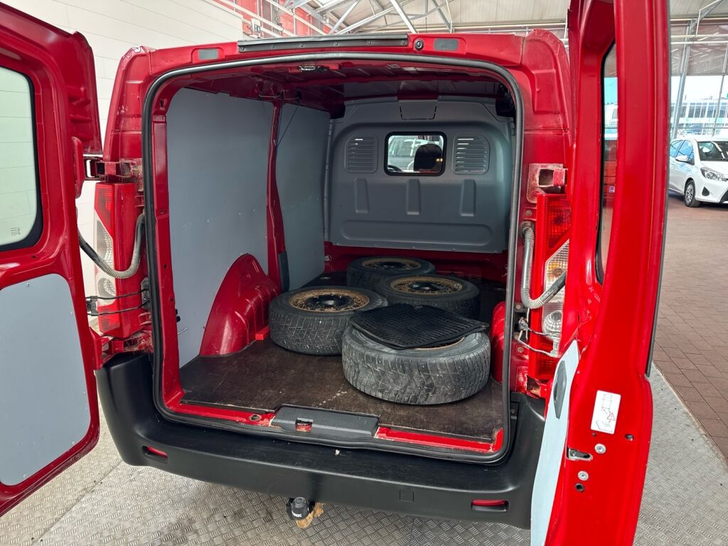 Fiat Scudo 2012 Punainen