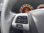 Toyota Corolla 2012 Musta