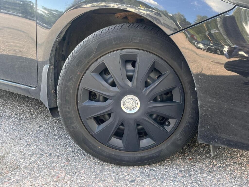 Toyota Corolla 2012 Musta