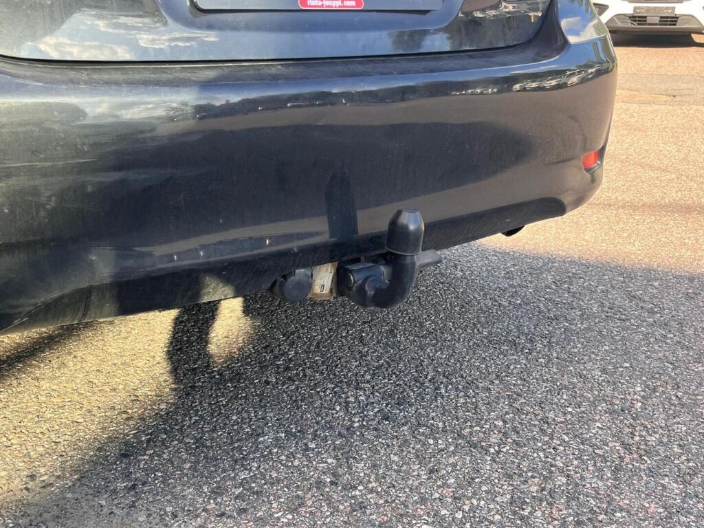 Toyota Corolla 2012 Musta