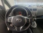 Toyota Verso-S 2013 Violetti