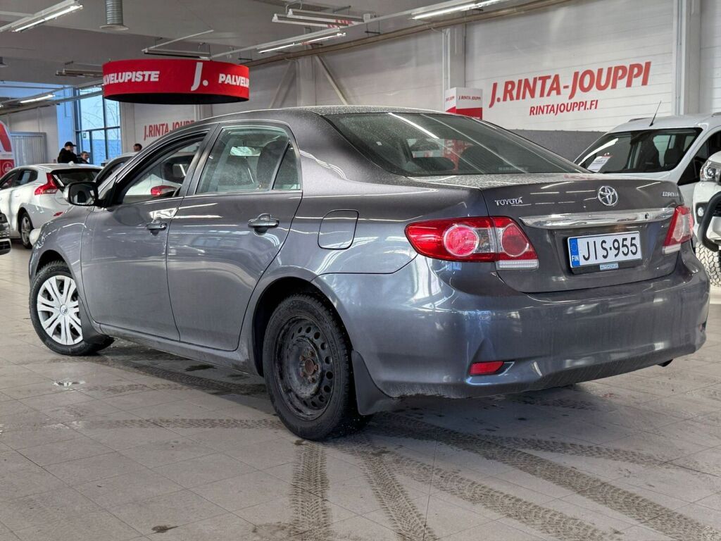 Toyota Corolla 2013 Harmaa