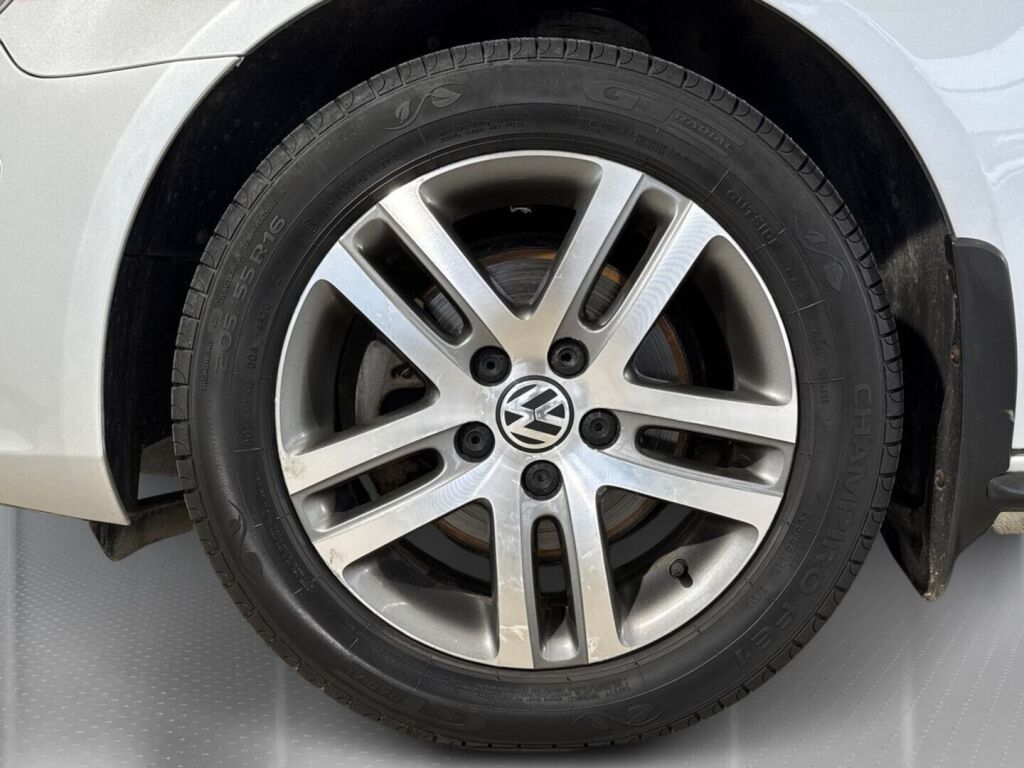 Volkswagen Golf 2013 Harmaa