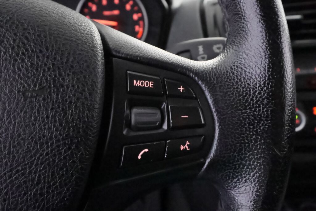 BMW 114 2013 Sininen