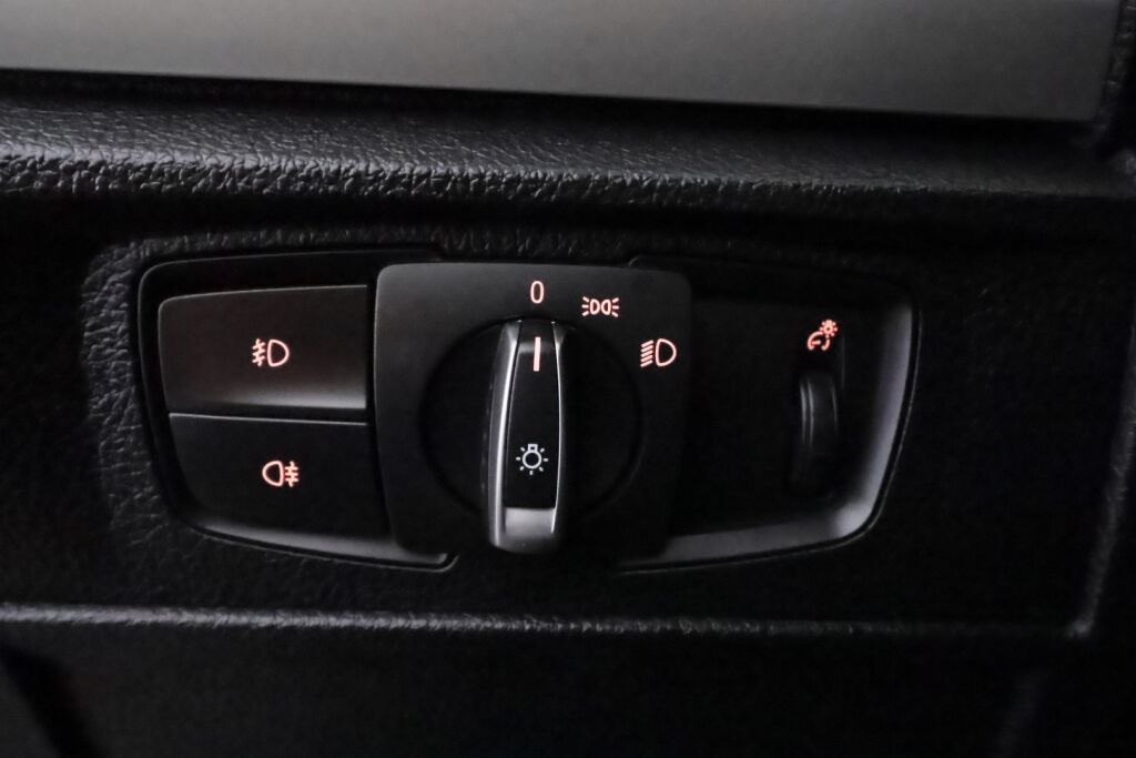 BMW 114 2013 Sininen