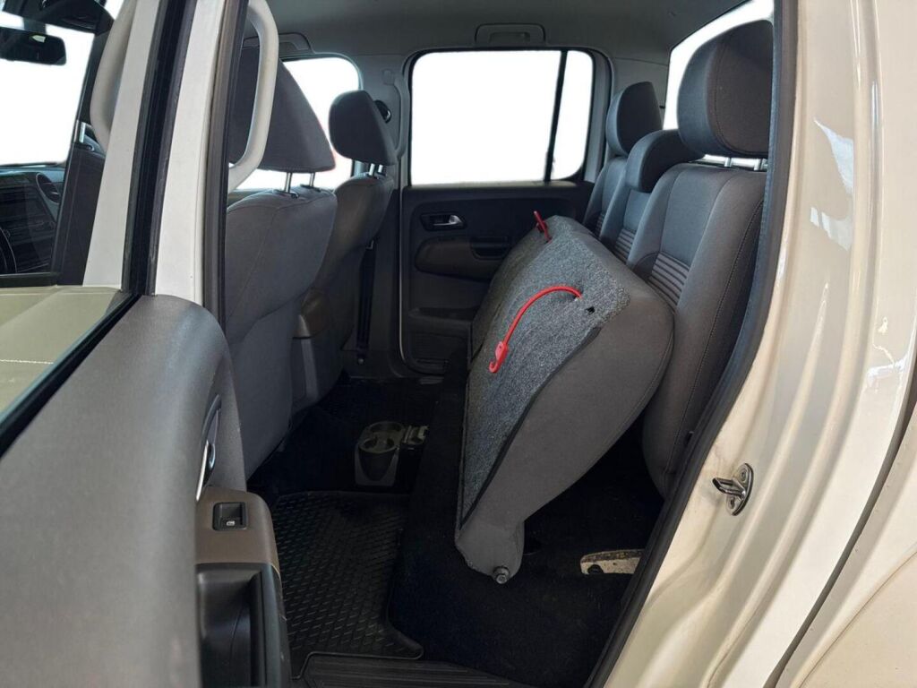 Volkswagen Amarok 2013 Valkoinen