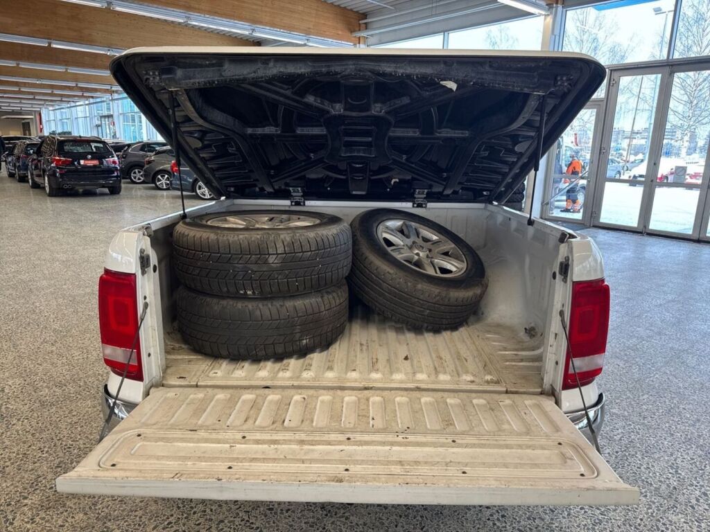 Volkswagen Amarok 2013 Valkoinen