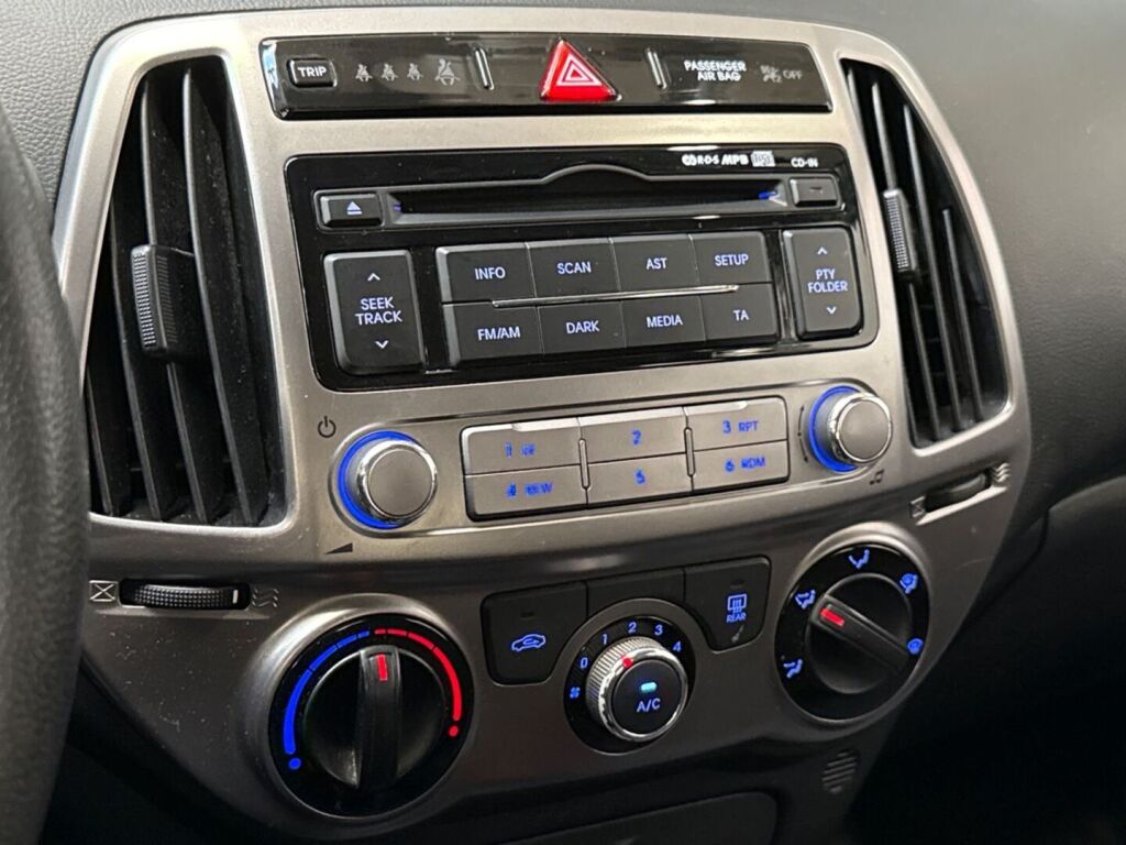 Hyundai i20 2013 Hopea