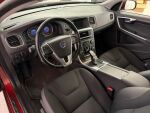 Volvo V60 2013 Punainen