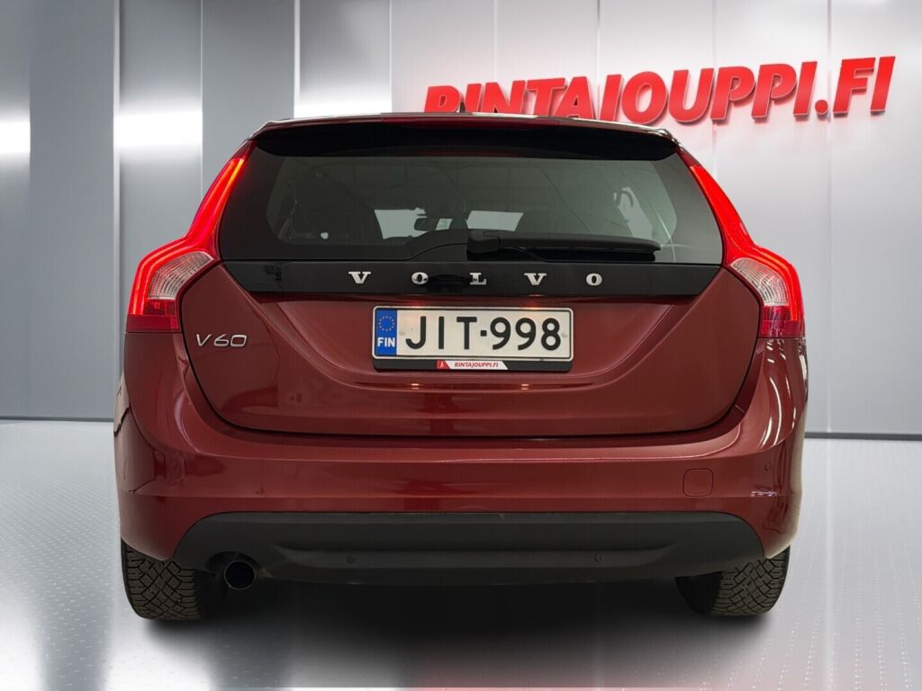 Volvo V60 2013 Punainen
