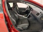Volvo V60 2013 Punainen
