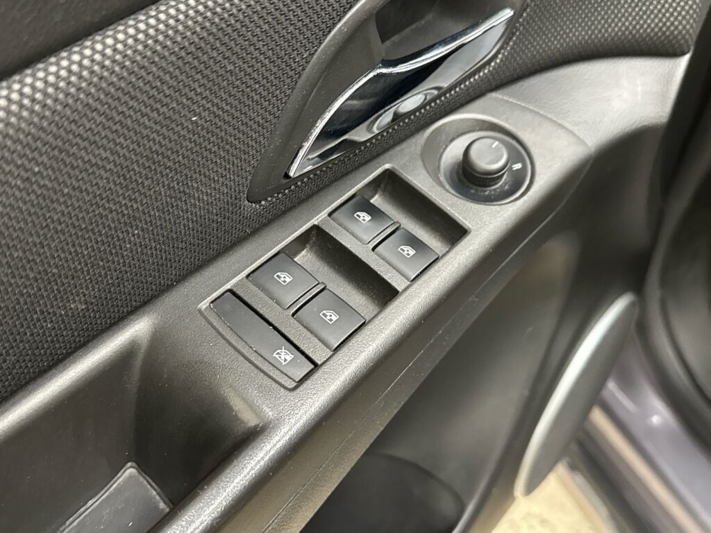 Chevrolet Cruze 2013 Harmaa