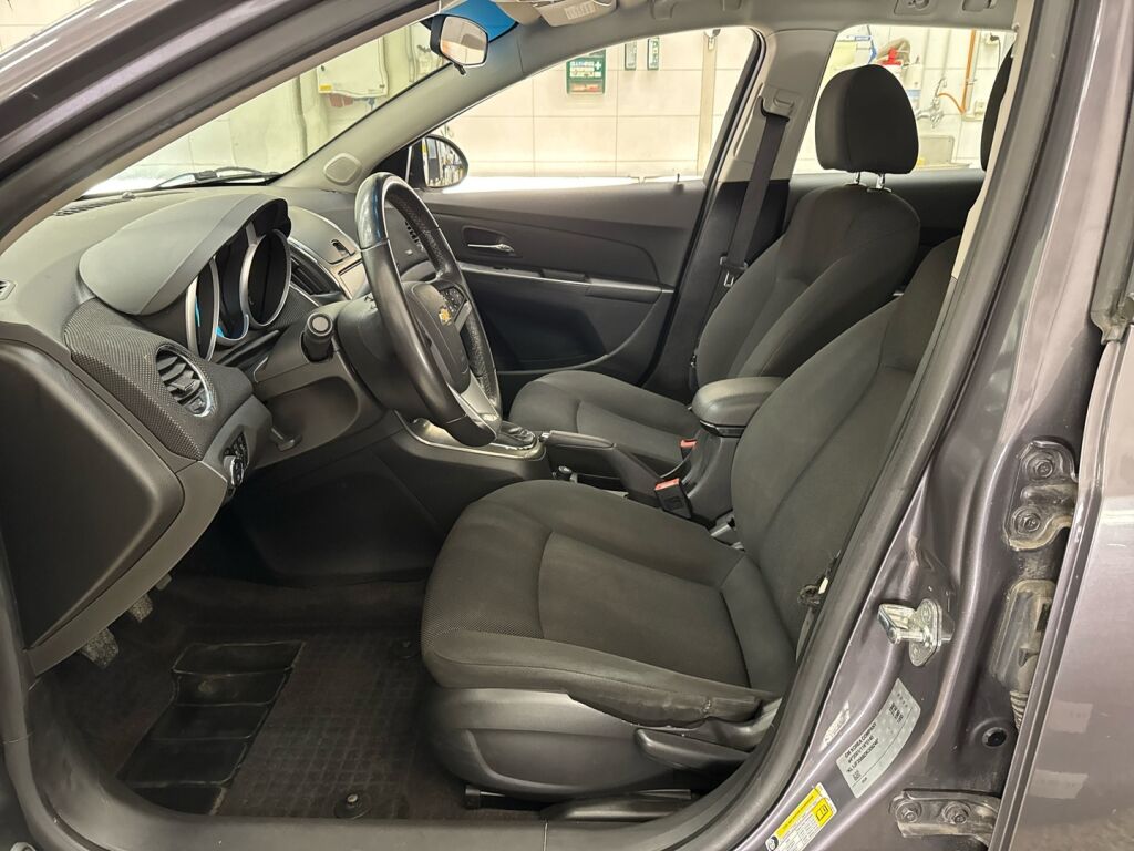 Chevrolet Cruze 2013 Harmaa