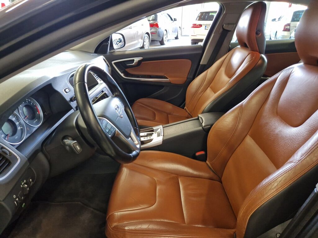 Volvo S60 2012 Harmaa