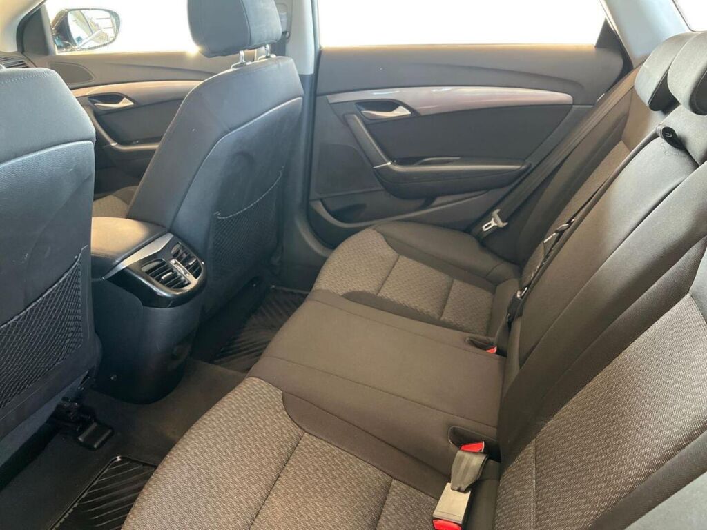 Hyundai i40 2012 Musta