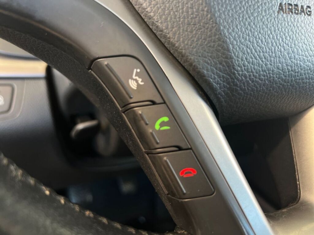 Hyundai i40 2012 Musta