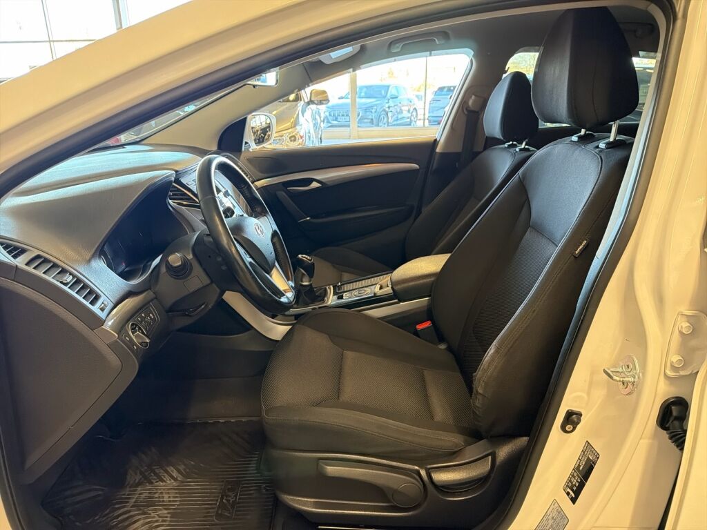 Hyundai i40 2012 Valkoinen