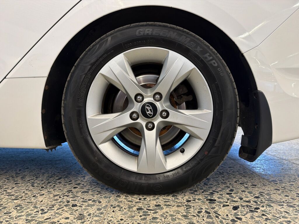 Hyundai i40 2012 Valkoinen