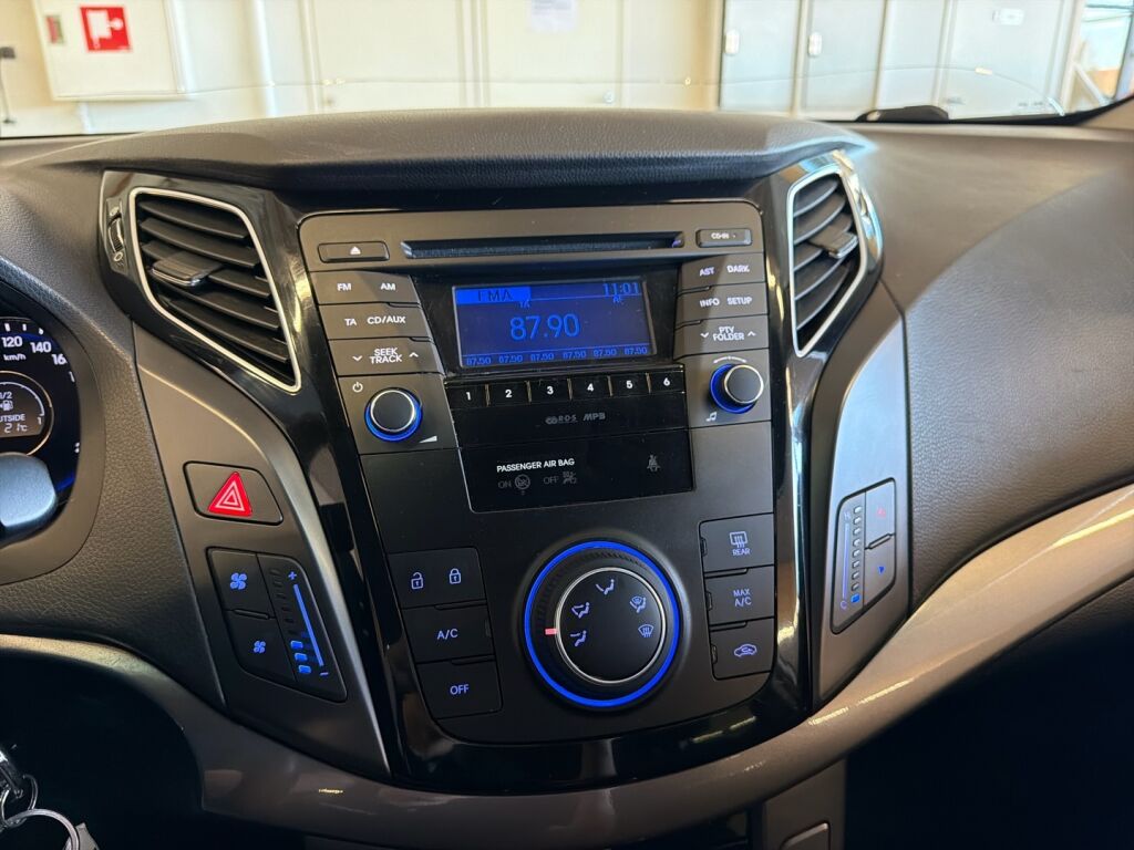 Hyundai i40 2012 Valkoinen