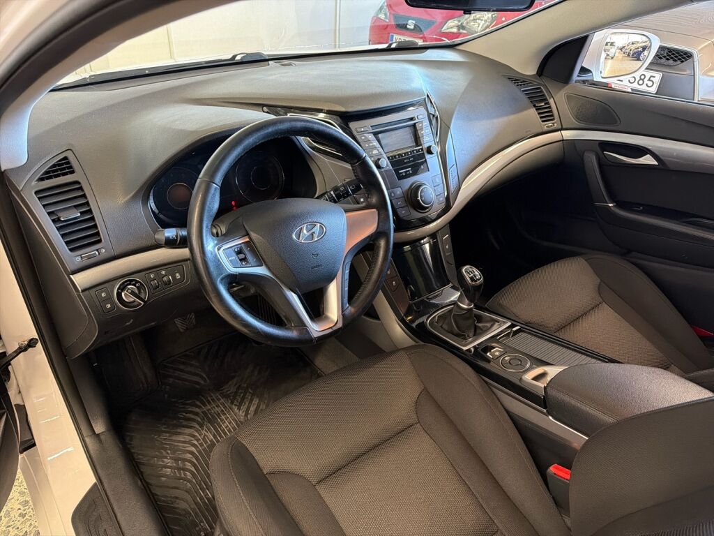 Hyundai i40 2012 Valkoinen