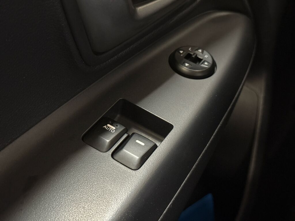 Kia Rio 2013 Harmaa