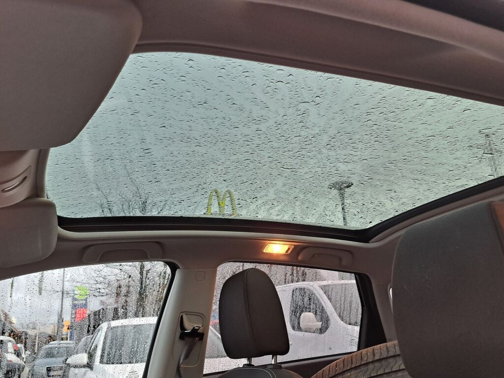 Nissan Qashqai 2013 Punainen