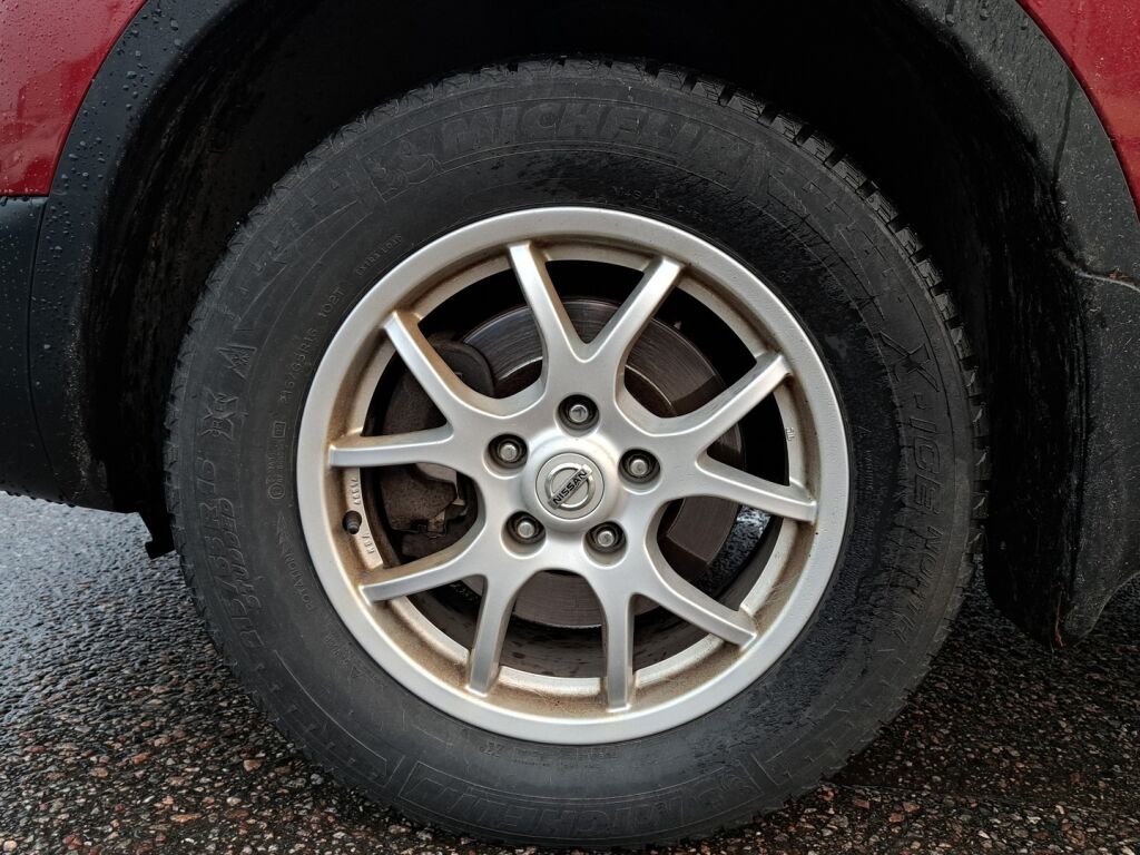 Nissan Qashqai 2013 Punainen