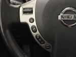 Nissan Qashqai 2013 Punainen