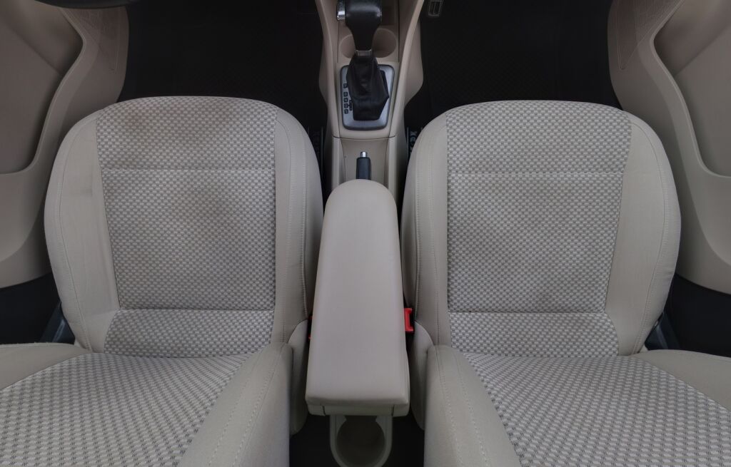 Seat Toledo 2013 Ruskea (beige)