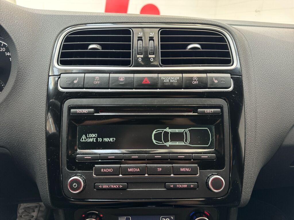 Volkswagen Polo 2013 Valkoinen