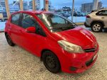 Toyota Yaris 2013 Punainen