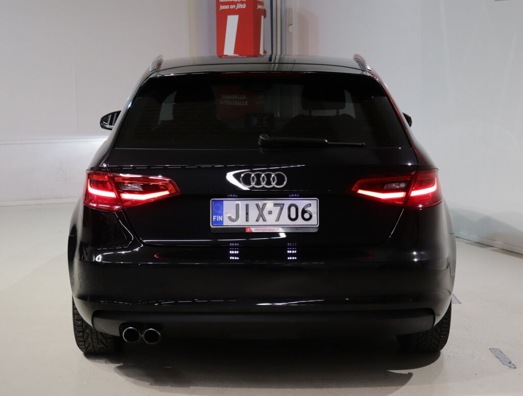 Audi A3 2013 Musta