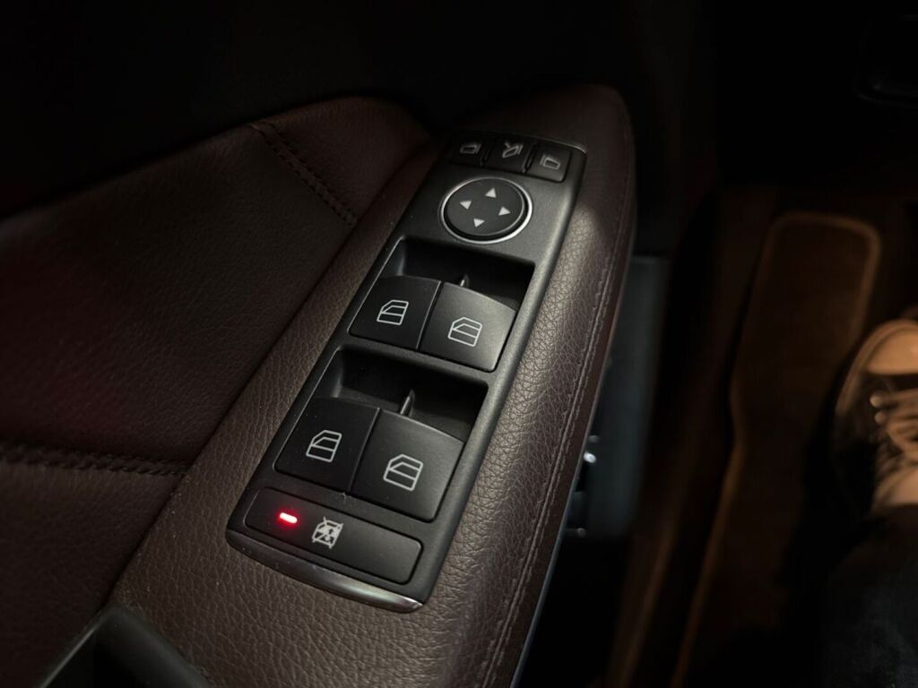 Mercedes-Benz GL 2013 Valkoinen