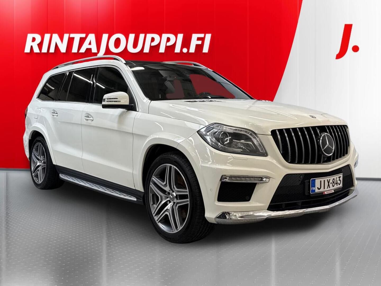 Valkoinen Mercedes-Benz GL