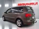 Volkswagen Touran 2013 Ruskea (beige)