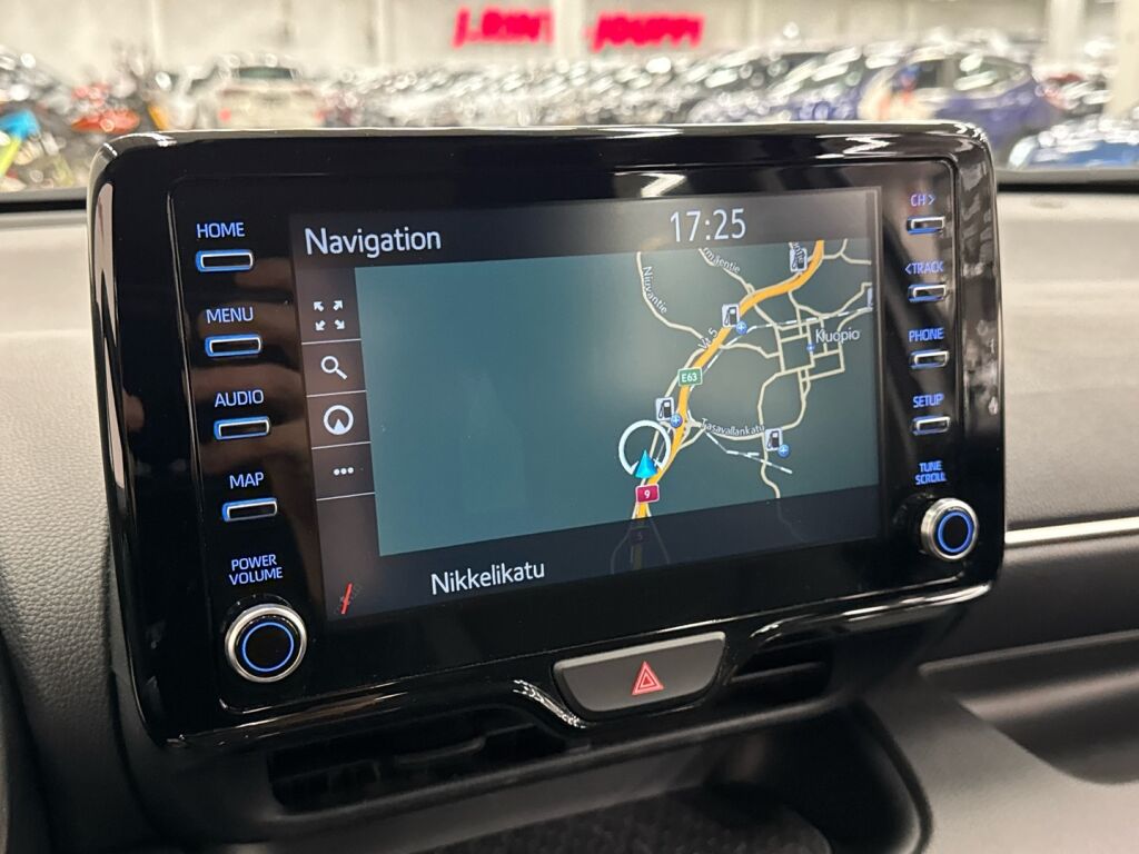 Toyota Yaris 2022 Valkoinen