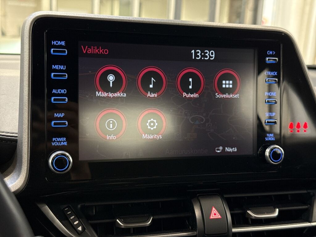 Toyota C-HR 2022 Valkoinen