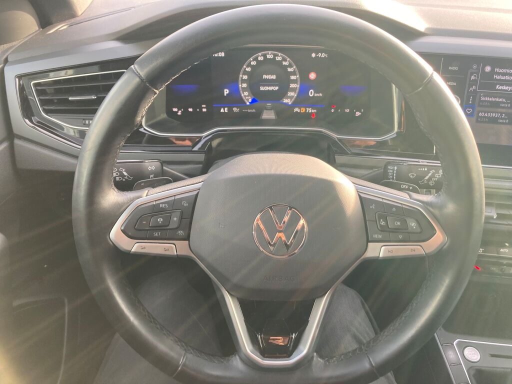 Volkswagen Taigo 2022 Metallinhohto Sininen