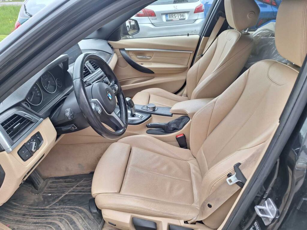 BMW 330 2017 Musta