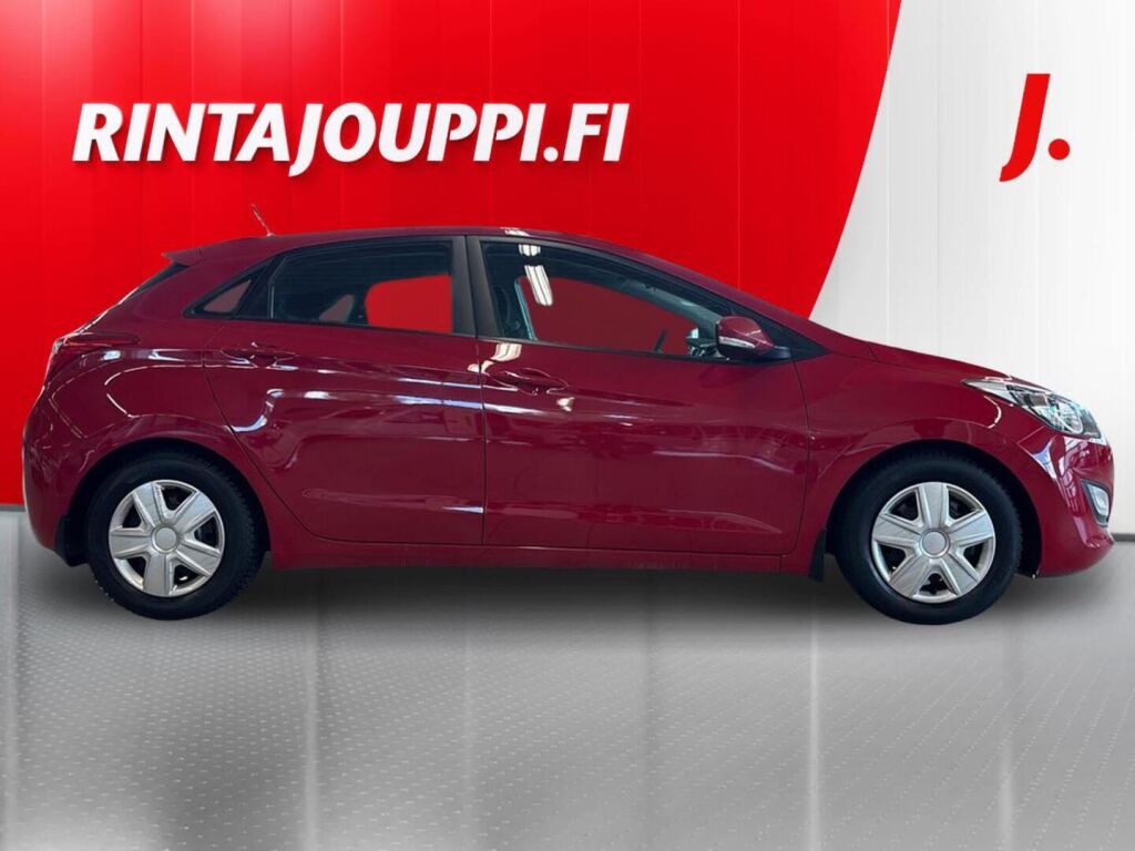 Hyundai i30 5d 2012 Punainen