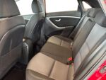 Hyundai i30 5d 2012 Punainen