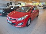 Hyundai i30 5d 2012 Punainen