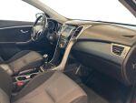 Hyundai i30 5d 2012 Punainen