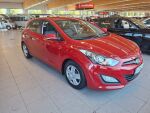 Hyundai i30 5d 2012 Punainen