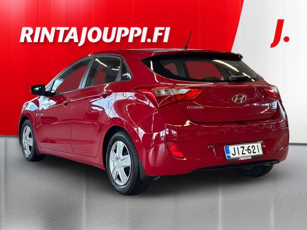 Hyundai i30 5d 2012 Punainen