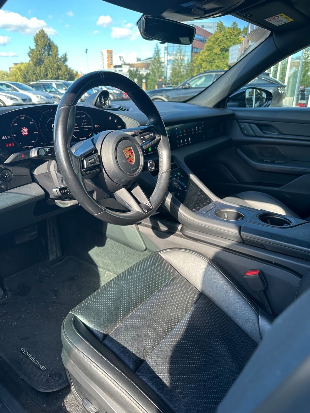 Porsche Taycan 4 Cross Turismo 2022, photo 4/4