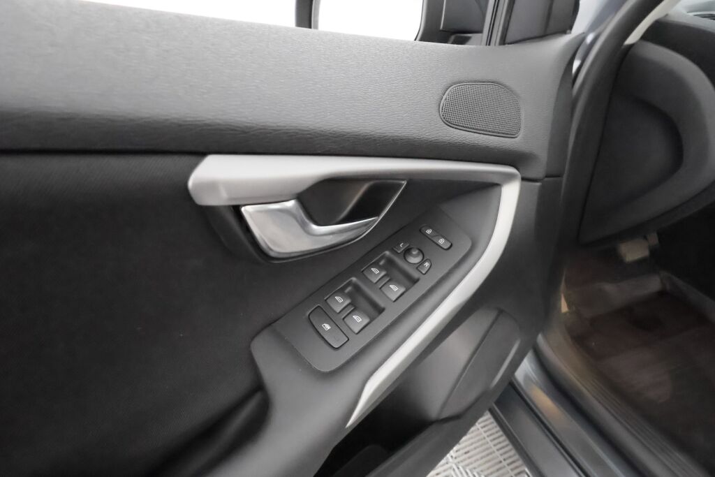 Volvo V40 2013 Harmaa