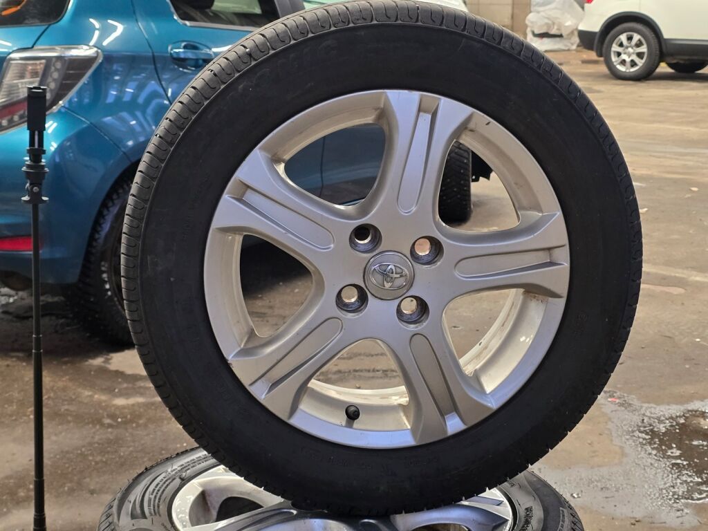 Toyota Yaris 2014 Turkoosi